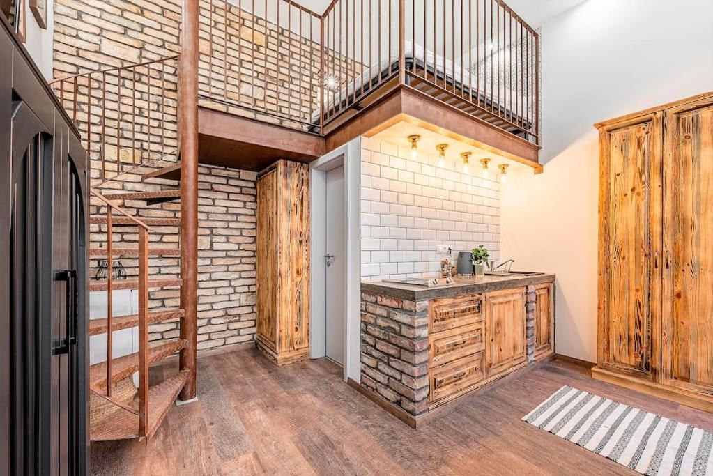 Brenda Design Home Budapest Bagian luar foto